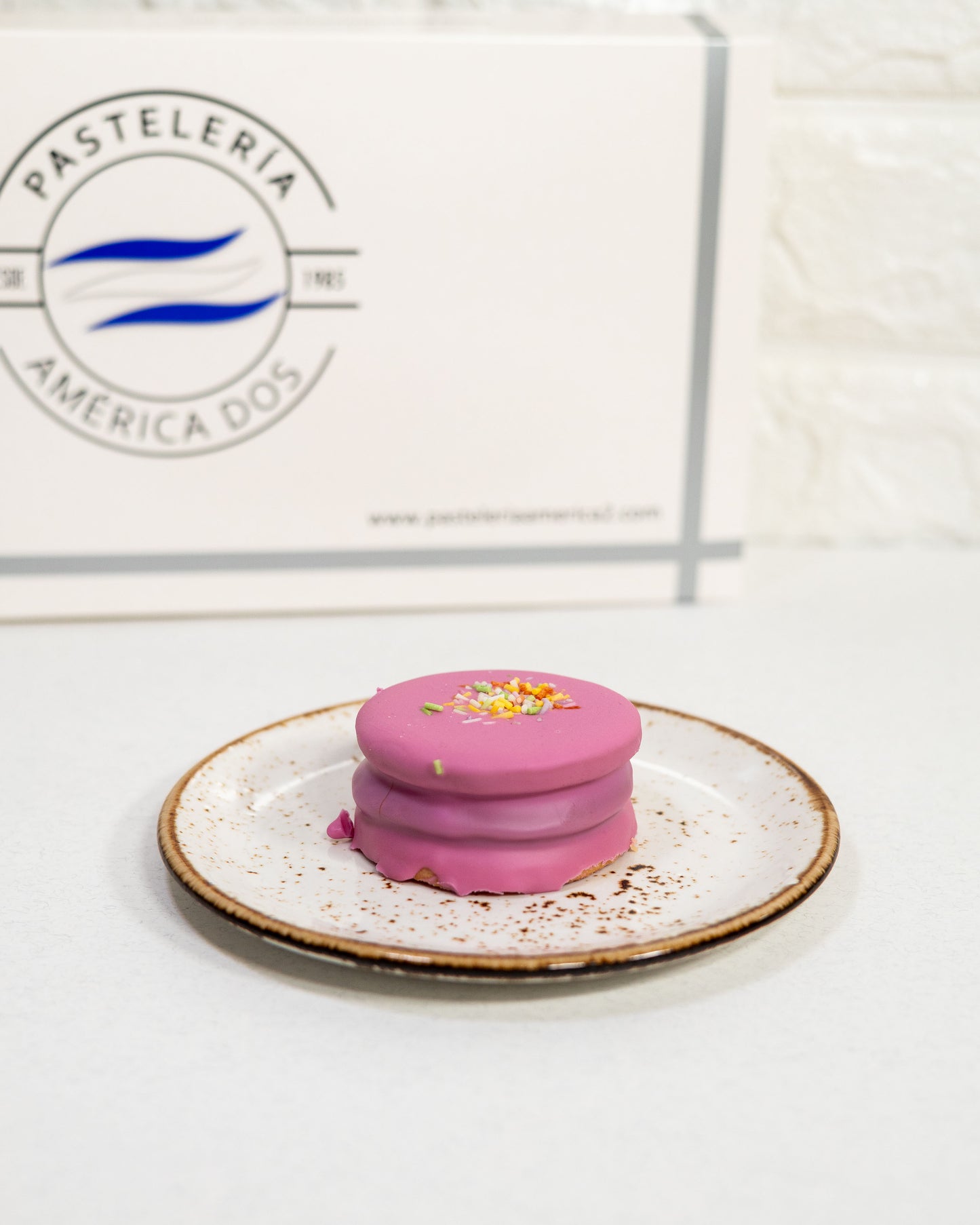 Alfajor de frambuesa y dulce de leche (individual)