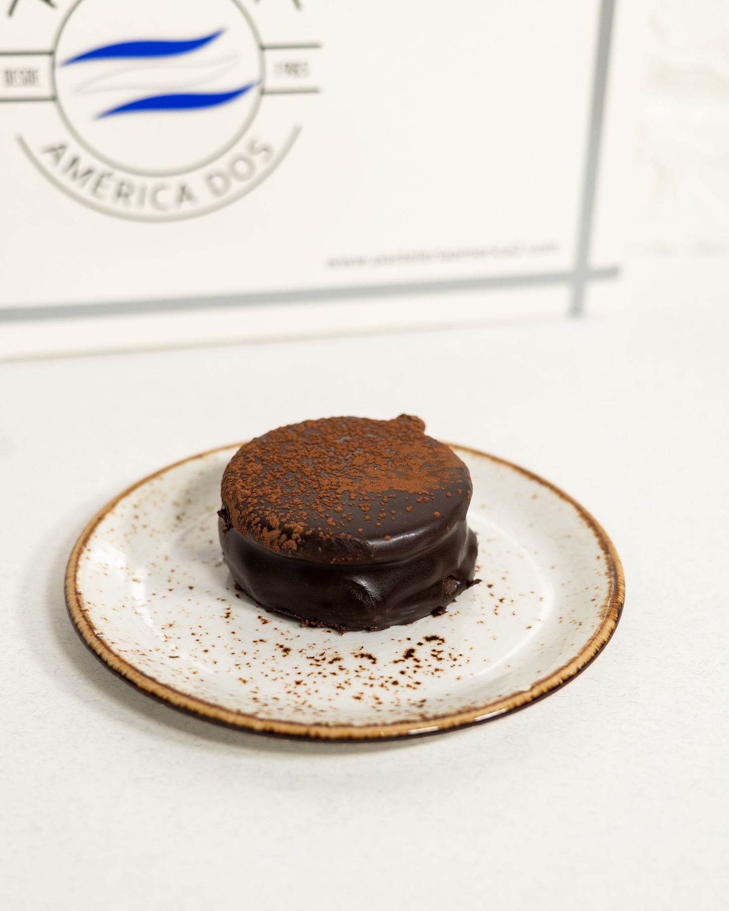 Alfajor marplatense de dulce de leche y chocolate  (individual)