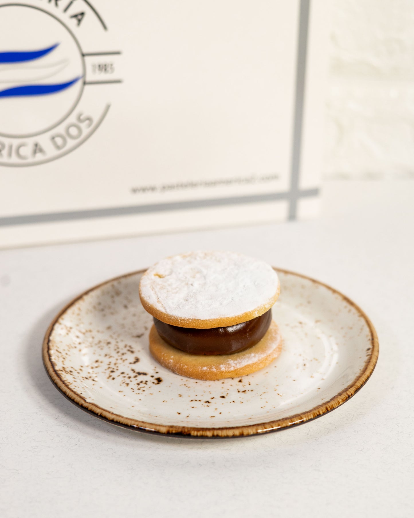 Alfajor de dulce de leche y azúcar glass (individual)