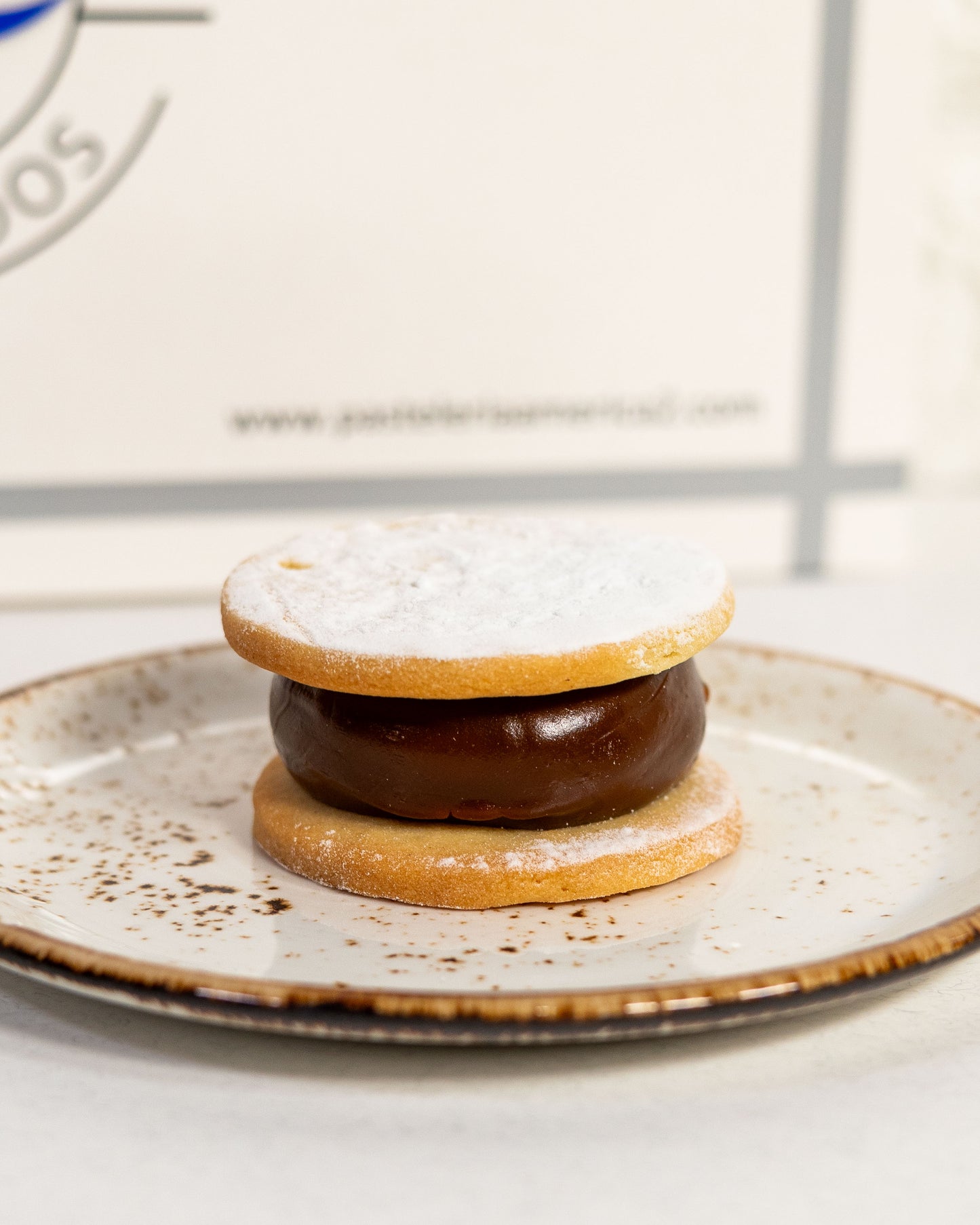 Alfajor de dulce de leche y azúcar glass (individual)